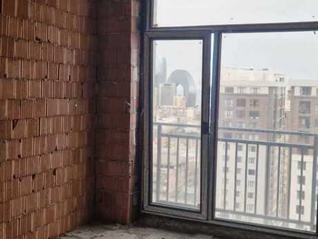 4 otaqlı mənzil, 196 m², 28 May: 685 000 ₼ 4