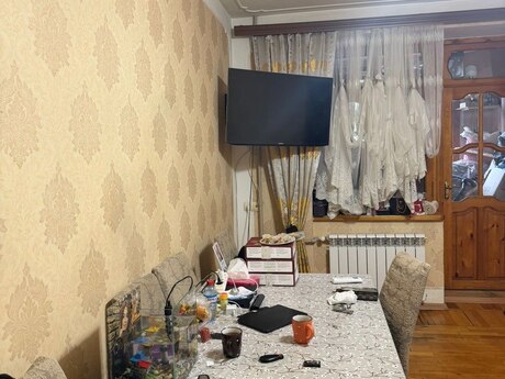 2 otaqlı köhnə tikili - Qara Qarayev m. - 57 m²