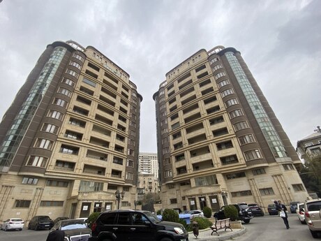 Elan №6082239 - Bakı, Nizami m., 4 otaqlı, 205 m², 7/14 mərtəbə
