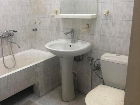 1 otaqlı köhnə tikili - Memar Əcəmi m. - 45 m²