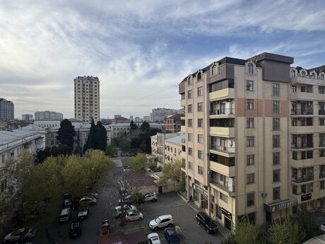 3 otaqlı yeni tikili - Nəriman Nərimanov m. - 125 m²