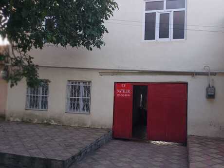 5 otaqlı həyət evi/bağ evi - Gəncə - 200 m²