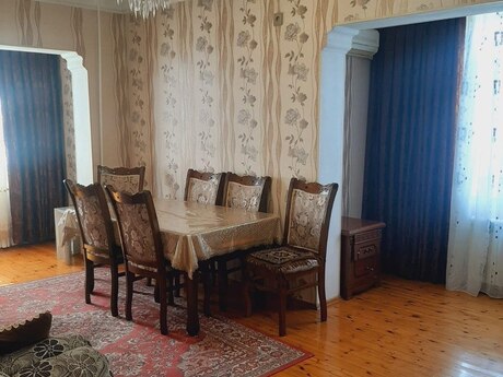 2 otaqlı köhnə tikili - 9-cu mikrorayon q. - 70 m²