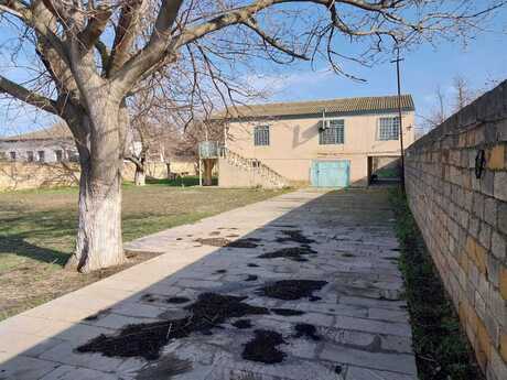 6 otaqlı həyət evi/bağ evi - Fatmayı q. - 250 m²