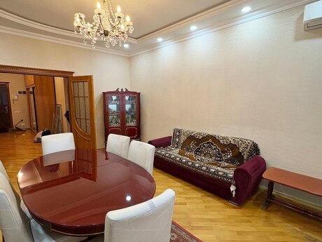 Elan №6082466 - Bakı, Badamdar q., 4 otaqlı, 160 m², 14/18 mərtəbə