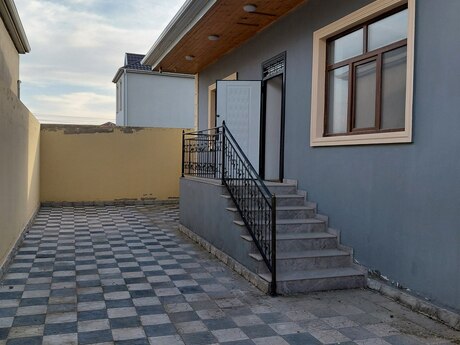 4 otaqlı həyət evi/bağ evi - Maştağa q. - 100 m²