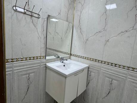 2 otaqlı köhnə tikili - İnşaatçılar m. - 50 m²