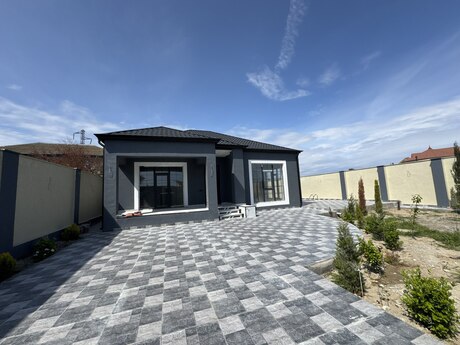 3 otaqlı həyət evi/bağ evi - Novxanı q. - 120 m²