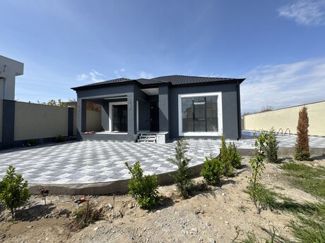 3 otaqlı həyət evi/bağ evi - Novxanı q. - 120 m²