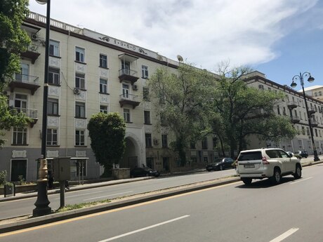 3 otaqlı köhnə tikili - Nəsimi r. - 60 m²