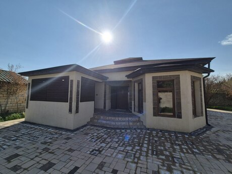 4 otaqlı həyət evi/bağ evi - Novxanı q. - 120 m²