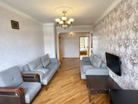 5 otaqlı köhnə tikili - Əhmədli m. - 120 m²