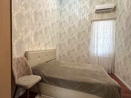 2 otaqlı köhnə tikili - Sahil m. - 45 m²