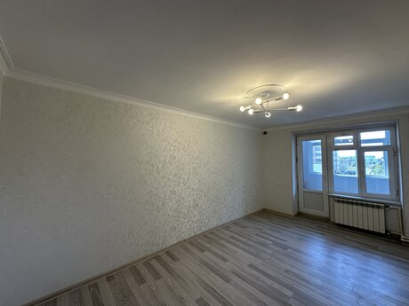 2 otaqlı köhnə tikili - Qara Qarayev m. - 55 m²