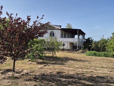 6-комн. дом/дача - пос. Новханы - 200 м²