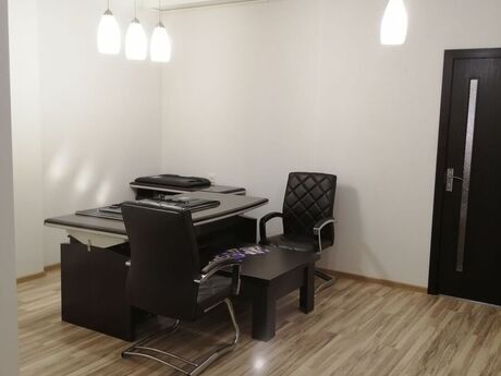 6 otaqlı ofis - Şah İsmayıl Xətai m. - 140 m²