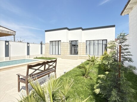4 otaqlı həyət evi/bağ evi - Şüvəlan q. - 160 m²