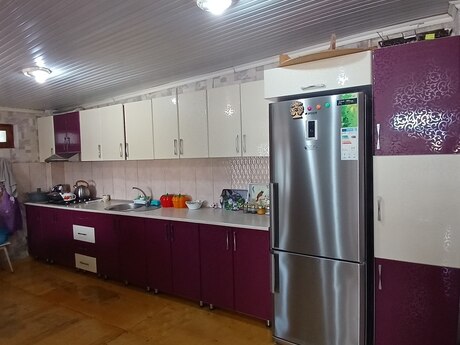5 otaqlı həyət evi/bağ evi - Xətai r. - 130 m²