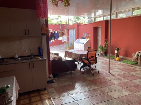 7 otaqlı həyət evi/bağ evi - NZS q. - 200 m²