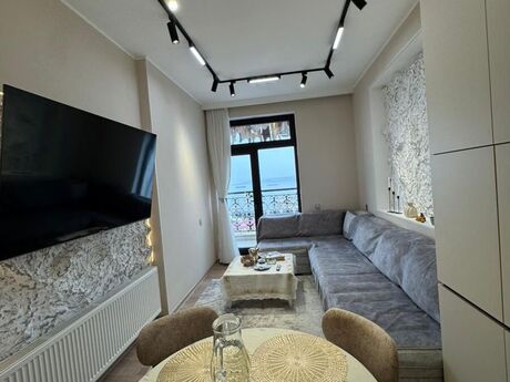 2 otaqlı yeni tikili - Xətai r. - 58 m²