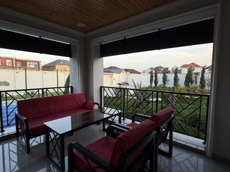 4 otaqlı həyət evi/bağ evi - Mərdəkan q. - 210 m²