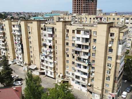 2 otaqlı köhnə tikili - Azadlıq Prospekti m. - 65 m²