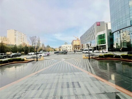 Obyekt - Şah İsmayıl Xətai m. - 220 m²