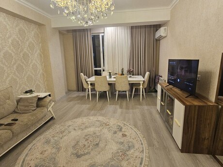 3 otaqlı yeni tikili - İnşaatçılar m. - 96 m²