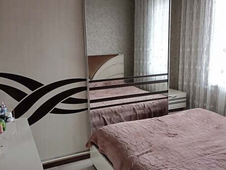 3 otaqlı həyət evi/bağ evi - Zığ q. - 141 m²