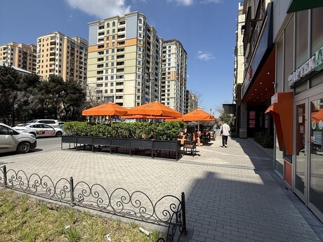 2 otaqlı köhnə tikili - 1-ci mikrorayon q. - 70 m²