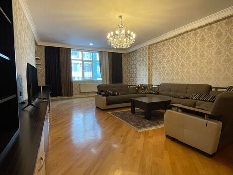 3-комн. новостройка - Ясамальский р. - 125 м²