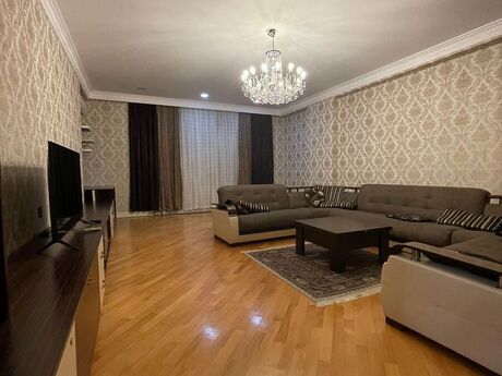 3-комн. новостройка - Ясамальский р. - 125 м²