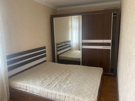 2 otaqlı köhnə tikili - Elmlər Akademiyası m. - 47 m²