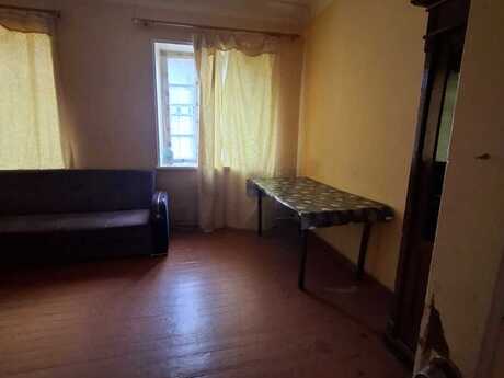 2 otaqlı köhnə tikili - Nəsimi r. - 45 m²