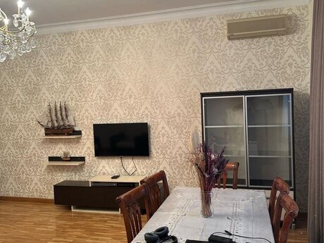 3 otaqlı yeni tikili - Nəsimi r. - 130 m²
