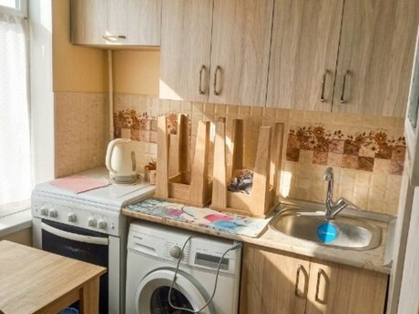 2 otaqlı köhnə tikili - Neftçilər m. - 50 m²