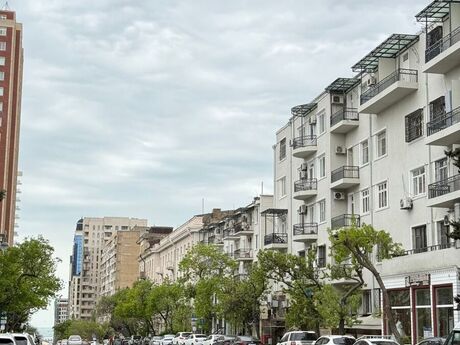 2 otaqlı köhnə tikili - 28 May m. - 50 m²