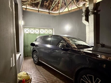 3 otaqlı köhnə tikili - Badamdar q. - 127.7 m²