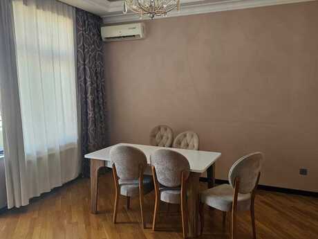 4 otaqlı yeni tikili - 8 Noyabr m. - 150 m²