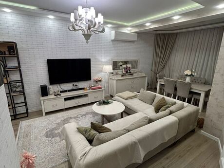 2 otaqlı yeni tikili - İnşaatçılar m. - 87 m²