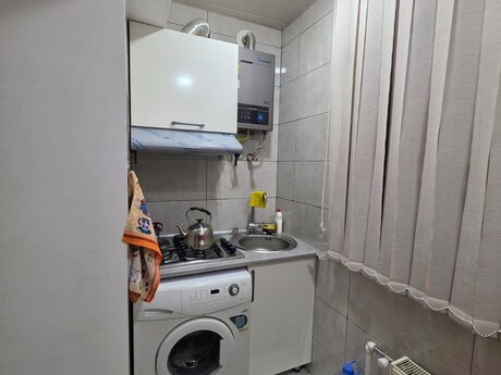 2 otaqlı köhnə tikili - Xalqlar Dostluğu m. - 33 m²