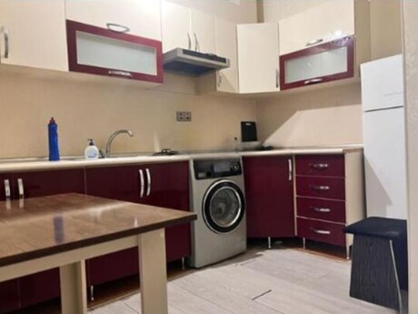 Elan №6083182 - Bakı, 9-cu mikrorayon q., 3 otaqlı, 90 m², 10/17 mərtəbə