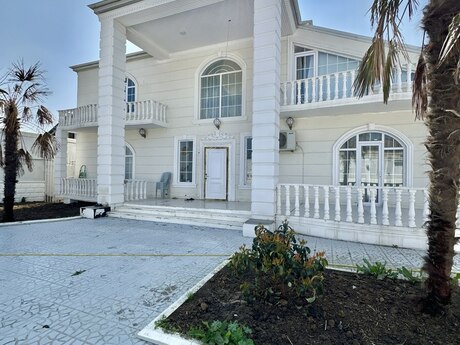 7 otaqlı həyət evi/bağ evi - Mərdəkan q. - 340 m²