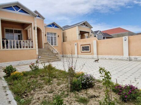 4 otaqlı həyət evi/bağ evi - Zabrat q. - 120 m²