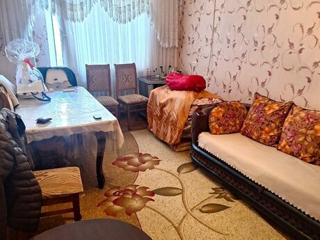 2 otaqlı köhnə tikili - Həzi Aslanov m. - 50 m²