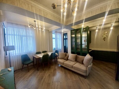 3 otaqlı yeni tikili - Badamdar q. - 70 m²