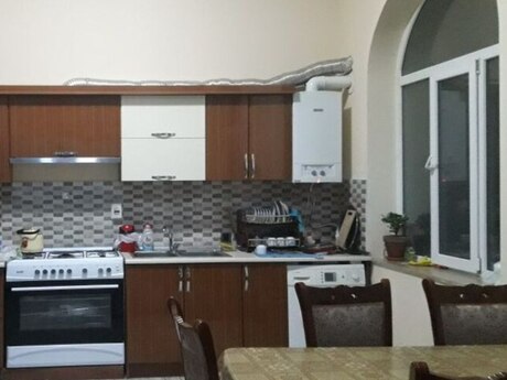 Obyekt - 28 May m. - 232 m²
