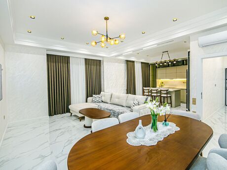4 otaqlı yeni tikili - Ağ şəhər q. - 145 m²