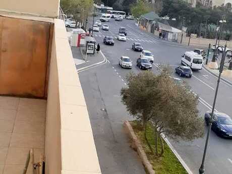 4 otaqlı köhnə tikili - Həzi Aslanov m. - 115 m²