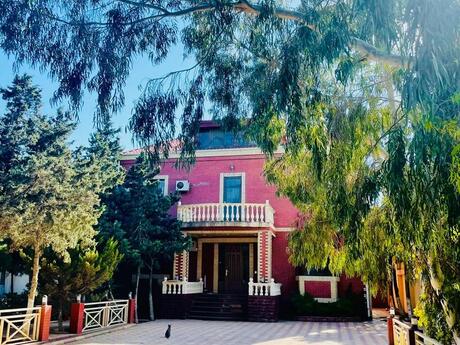 6 otaqlı həyət evi/bağ evi - Mərdəkan q. - 82 m²
